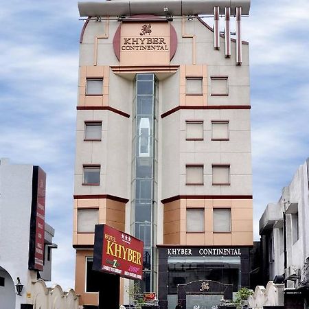 Hotel Queens Tower Amritsar Exteriör bild